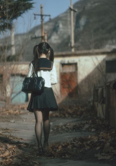 亚洲一级久久绯色_720日本电影免费