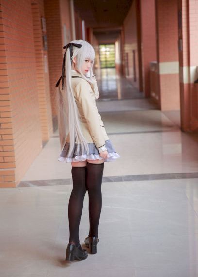 下载亚洲美女写真肌肤美白_1080免费在线观看