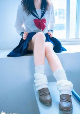 美女第一次享受_720影视在线观看