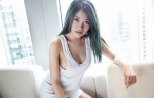 国产模特在线观看视频_BD免费观看视频