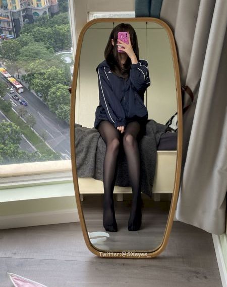 女宝宝下面臭臭的正常吗_高清全集免费观看