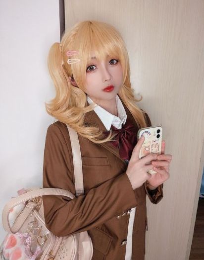 姬小满眼流泪红脸咬铁球图片_高清完整版高清视频观看
